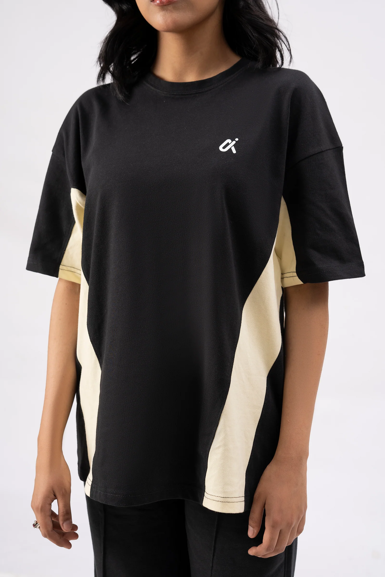Contour Panel Tee – Black & Sand S4 - Image 4