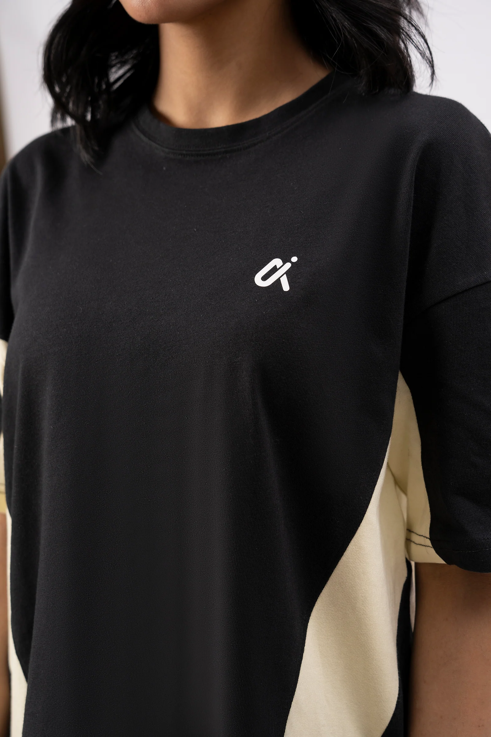 Contour Panel Tee – Black & Sand S4 - Image 5