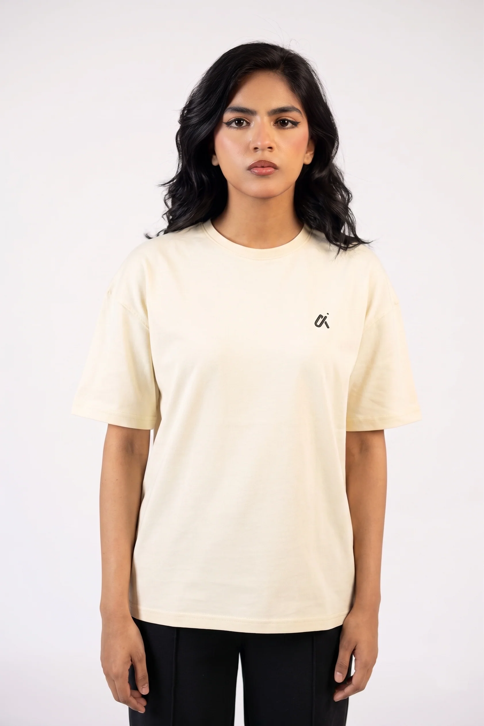 Cream Essential Oversized Tee S6 - Image 3