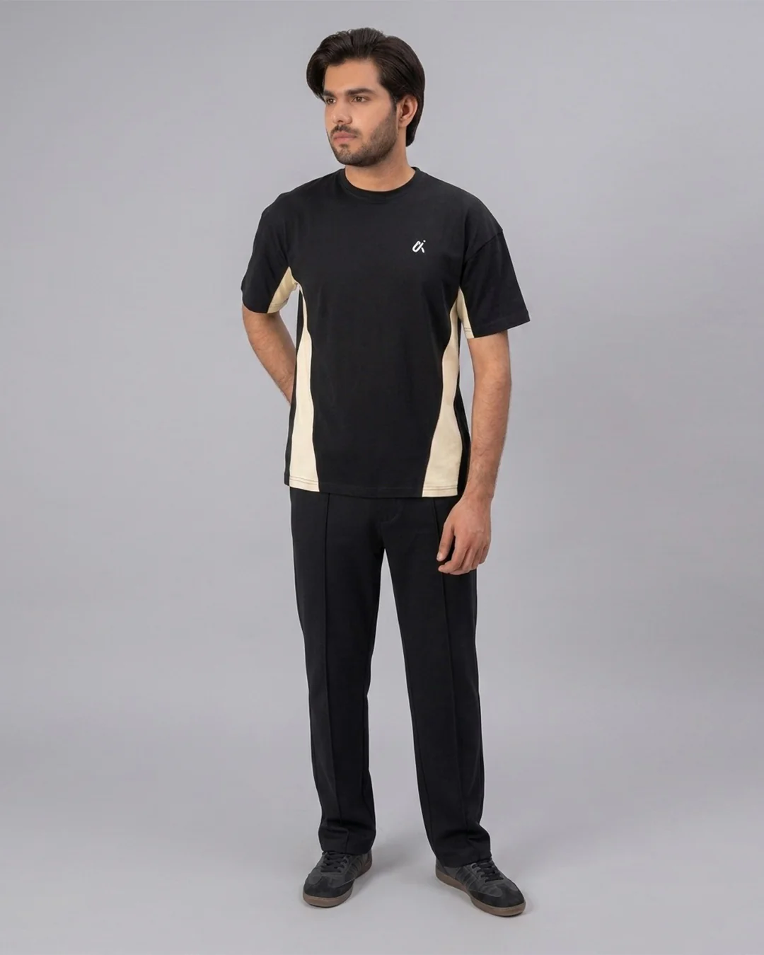 Black Panel Logo T-Shirt T13 - Image 3