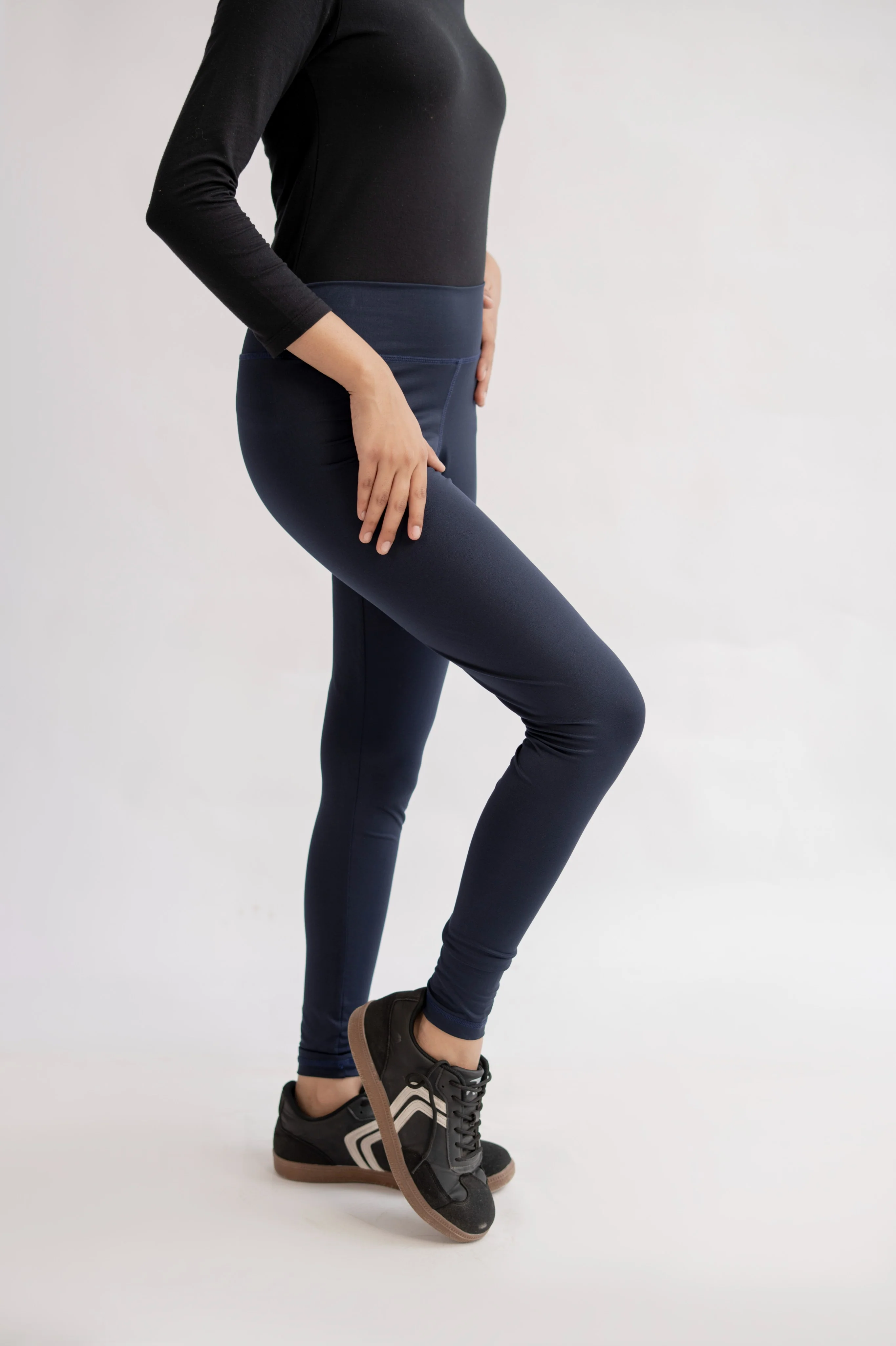 Pack of 2 Premium Slim Fit Tights + Free T-Shirt (Navy Blue & Black) E5 - Image 8